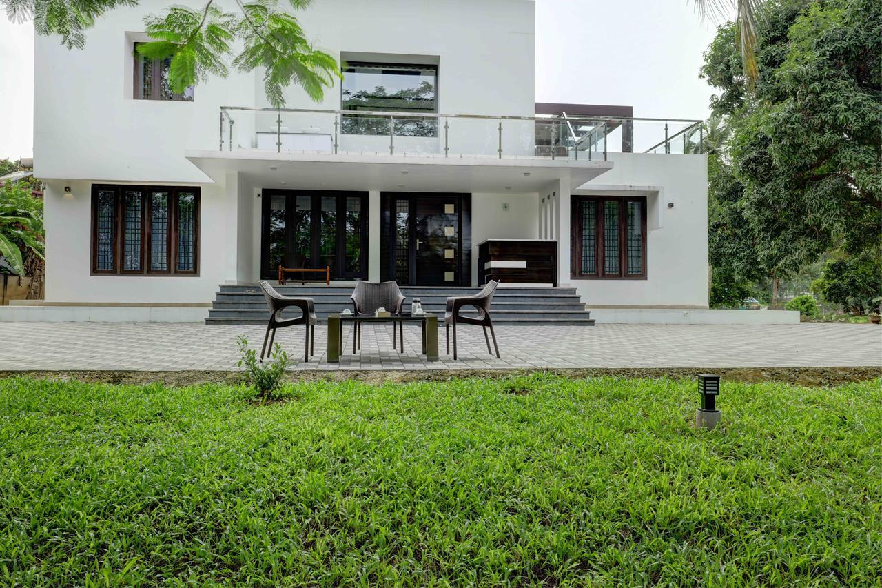 Nadhiyoram River Retreat Kochi Екстериор снимка